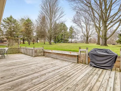 659 Southgate Dr, Lake Summerset, IL 61019 photo 38