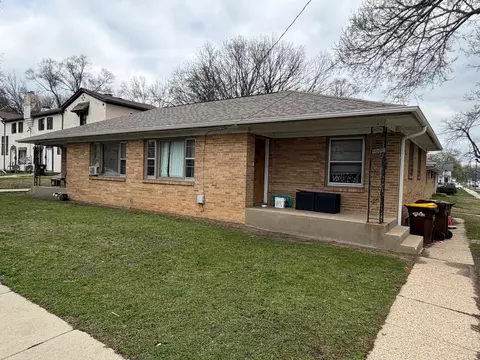 2242 7th St, Rockford, IL 61104