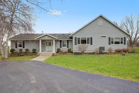 26-58 Blackwood Ct, Lanark, IL 61046