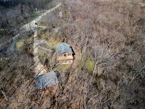 10 Cayuga Trl, Galena, IL 61036