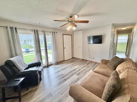 Living - 1212 Ogletree Pl, Dixon, IL 61021 photo 2 of 3