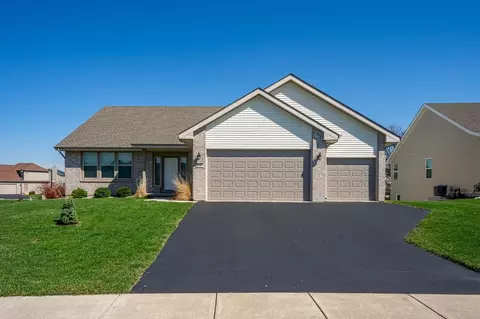 1103 Burlington Way, Davis Junction, IL 61020