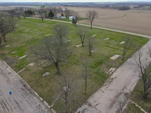 4500 E River Rd, Ridott, IL 61067 photo 28