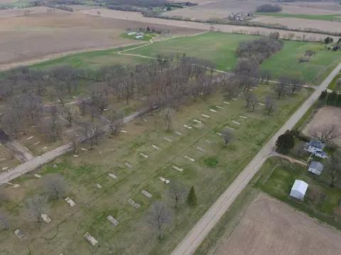 4500 E River Rd, Ridott, IL 61067 photo 15