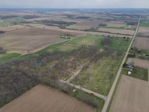 4500 E River Rd, Ridott, IL 61067 photo 12
