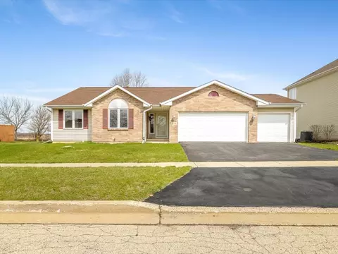 2170 Burnett Dr, Belvidere, IL 61008