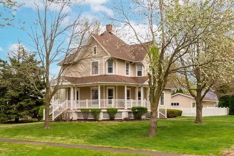 408 W 1st North St, Wenona, IL 61377
