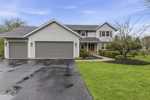 Exterior - 6990 Skyview Trl, Roscoe, IL 61073 photo 2 of 15
