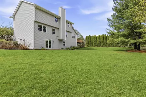 Exterior - 6990 Skyview Trl, Roscoe, IL 61073 photo 12 of 15