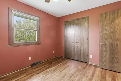 Bedroom - 6990 Skyview Trl, Roscoe, IL 61073 photo 4 of 5