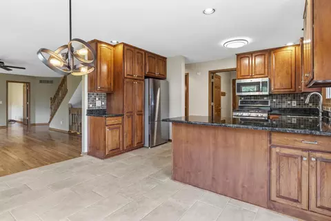 Kitchen - 6990 Skyview Trl, Roscoe, IL 61073 photo 5 of 5