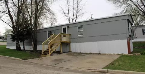 5109 Stonecrest St, Loves Park, IL 61111