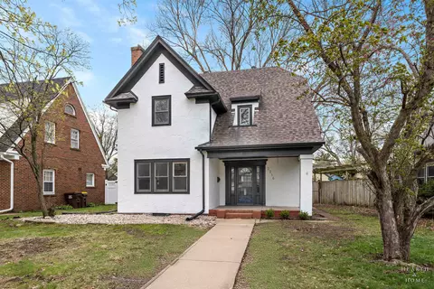 2216 Cumberland St, Rockford, IL 61103