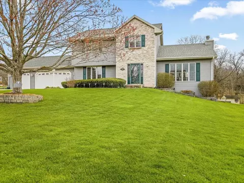 2615 Sioux Ct, Rockford, IL 61109