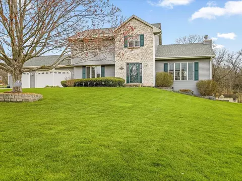 2615 Sioux Ct, Rockford, IL 61109