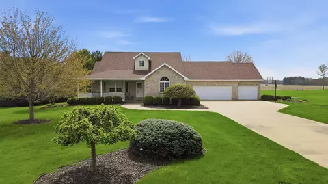 2608 E Hill Dr, Rock Falls, IL 61071