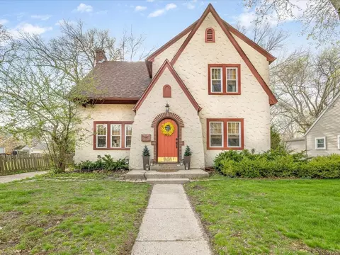 1614 Fairview Ct, Rockford, IL 61107