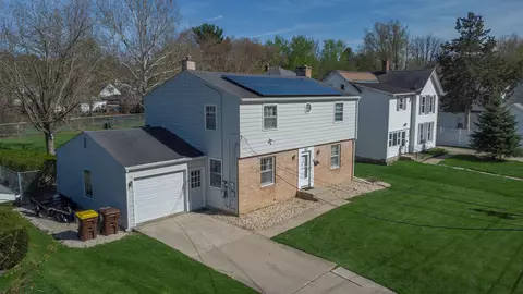 1437 S Walnut Ave, Freeport, IL 61032 photo 21