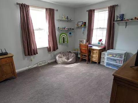 1437 S Walnut Ave, Freeport, IL 61032 photo 11