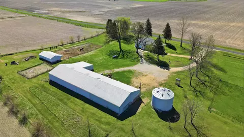 View/Area - 17870 Clover Rd, Morrison, IL 61270 photo 2 of 4