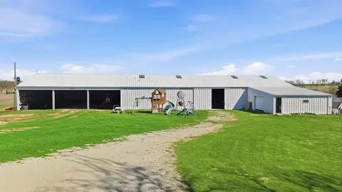 Exterior - 17870 Clover Rd, Morrison, IL 61270 photo 5 of 5