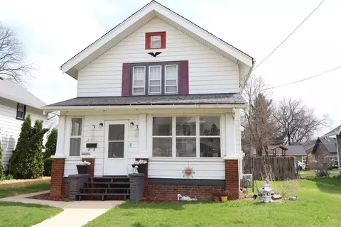 2011 Latham St, Rockford, IL 61103