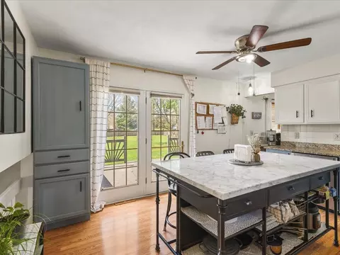 11392 Mt Vernon Rd, Roscoe, IL 61073 photo 13