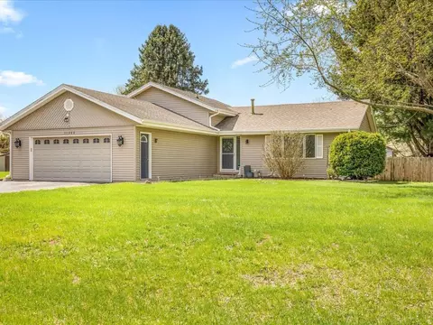 11392 Mt Vernon Rd, Roscoe, IL 61073