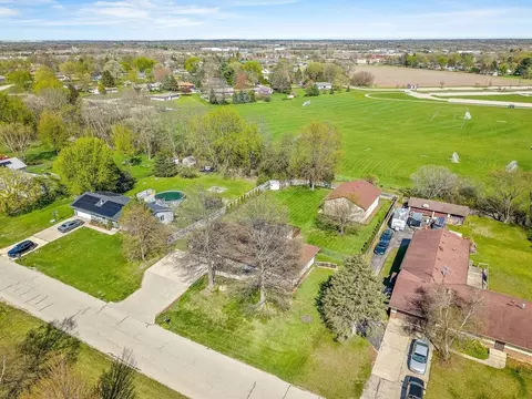 11785 Balsa Ln, Roscoe, IL 61073 photo 57