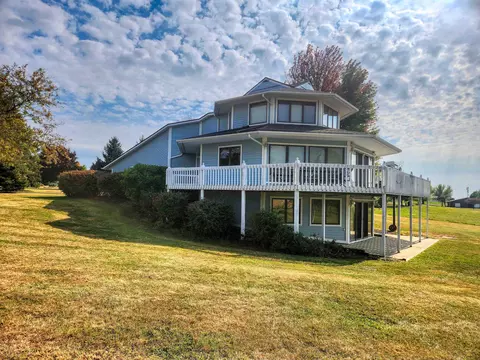 31 Medinah # -6, Lanark, IL 61046