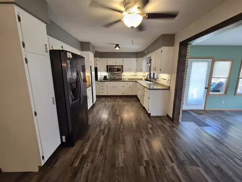 607 E Buffalo St, Polo, IL 61064 photo 6