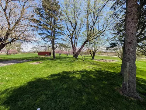 Exterior - 14414 E Washington St, Durand, IL 61024 photo 5 of 12