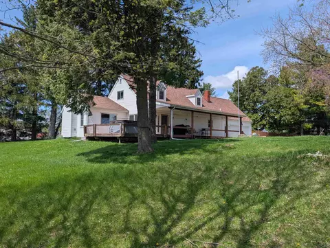 Exterior - 14414 E Washington St, Durand, IL 61024 photo 12 of 12