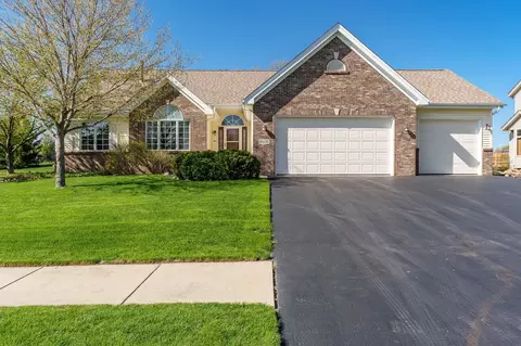 6112 Windflower Way, Roscoe, IL 61073