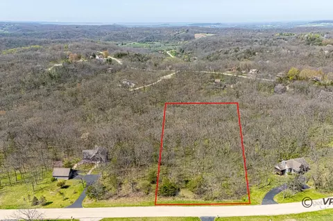 1138 N Clark Ln, Galena, IL 61036