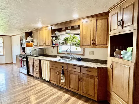 1240 S Appleton Rd, Belvidere, IL 61008 photo 11