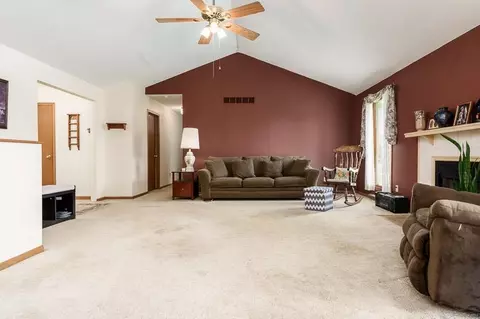 6159 Upper Ridge Way, Roscoe, IL 61073 photo 15
