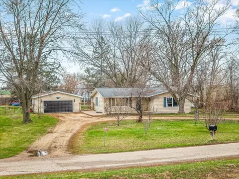 7114 S Patrick Rd, Beloit, WI 53511
