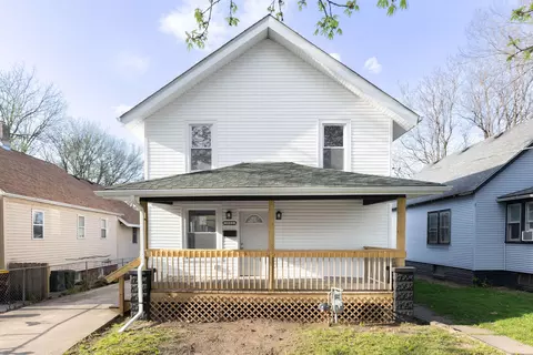 1111 Loomis St, Rockford, IL 61102