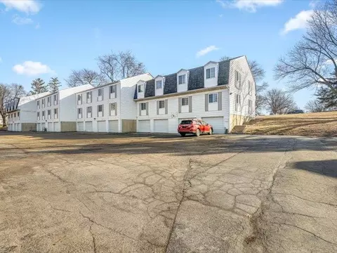 706 Kiwanis Dr, Freeport, IL 61032 photo 22