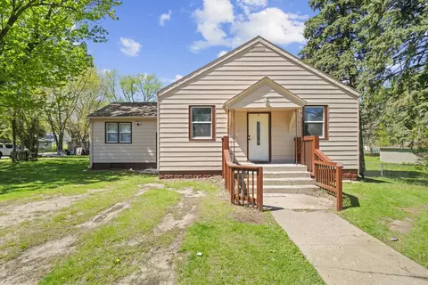 345 S Memorial Ave, Rockford, IL 61102