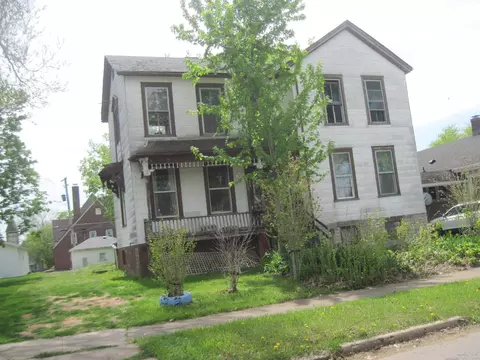 818 6th St, Lasalle, IL 61301