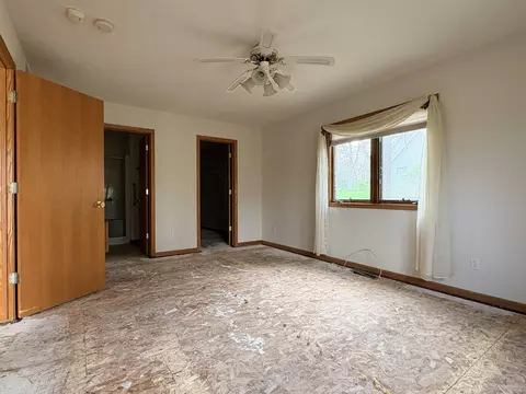 Bedroom - 481 Marstonmoor Rd, Davis, IL 61019 photo 2 of 7