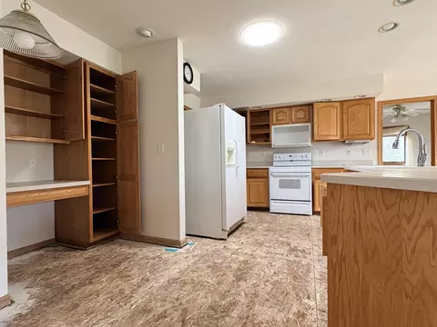 Kitchen - 481 Marstonmoor Rd, Davis, IL 61019 photo 1 of 3