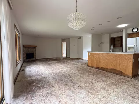Living - 481 Marstonmoor Rd, Davis, IL 61019 photo 3 of 4
