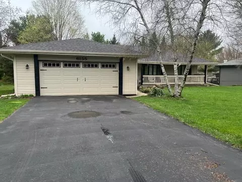 6155 Basin Dr, Loves Park, IL 61111