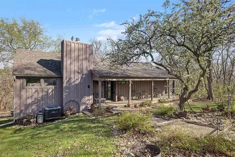 46 Lookout Trce, Galena, IL 61036