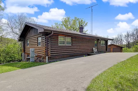 18 Sundance Trl, Galena, IL 61036