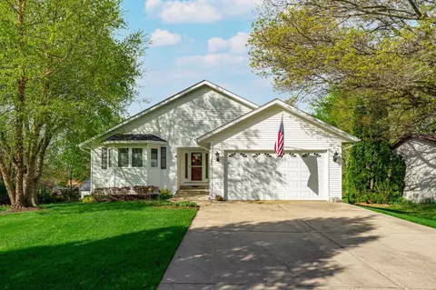 Exterior - 1261 Lake Summerset Rd, Lake Summerset, IL 61019 photo 2 of 12