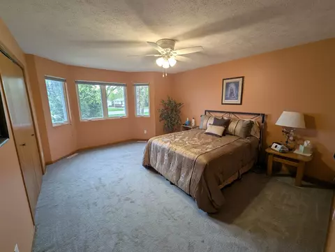 Bedroom - 1261 Lake Summerset Rd, Lake Summerset, IL 61019 photo 3 of 8